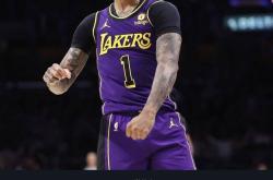 开云体育中国-美国男篮血洗雄鹿，拉塞尔爆发神勇