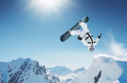 开云足球直播-莫兰特撕裂明尼苏达之夜，当爵士防线在狼群前彻底崩解