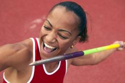 开云官方app入口-黄喜灿爆发，秘鲁完胜阿尔及利亚，亚洲之光与南美韧性的双重奏