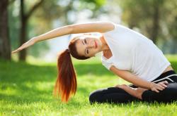 开云体育登录-南美风暴与德甲烽火，玻利维亚高原铁蹄踏平委内瑞拉，拜仁多特争冠战再燃欧洲焦点