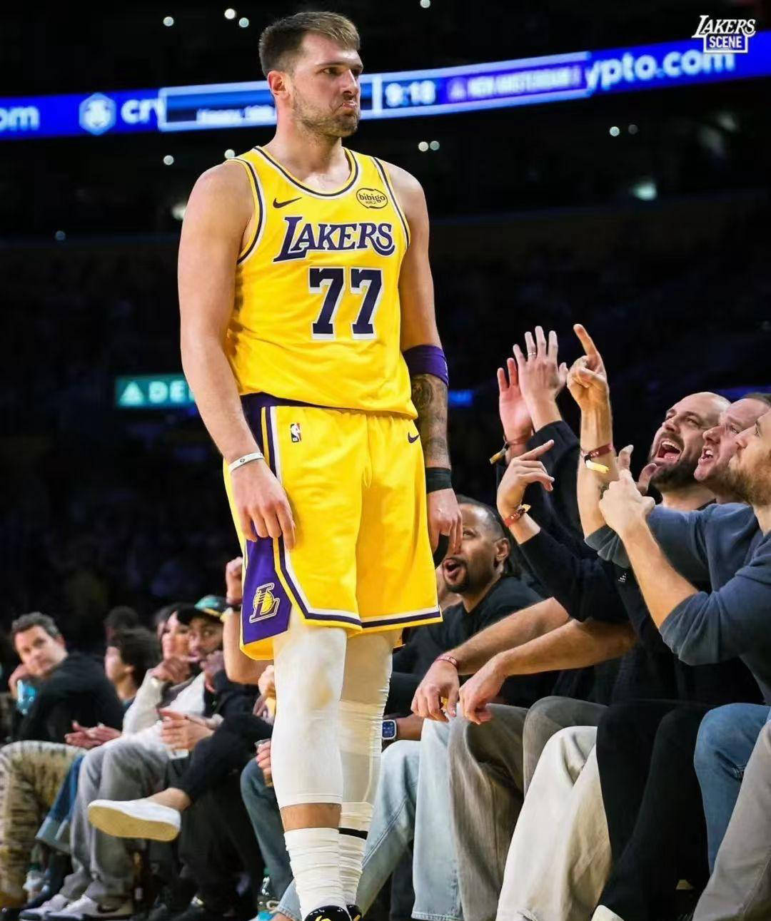 山西队碾压国王,东契奇刷新纪录 山西队碾压国王,东契奇刷新纪录