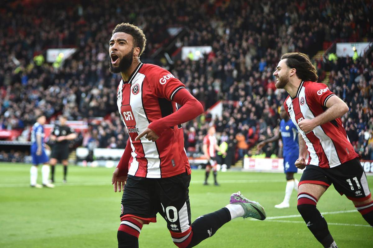 谢菲联中场阵容缺失,战绩下滑的简单介绍 谢菲联中场阵容缺失,战绩下滑的简单介绍