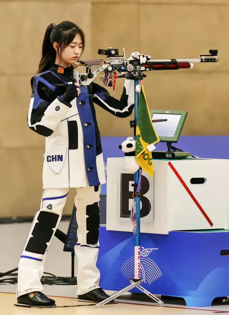 射击女将实力抢眼,晋级决赛 射击女将实力抢眼,晋级决赛