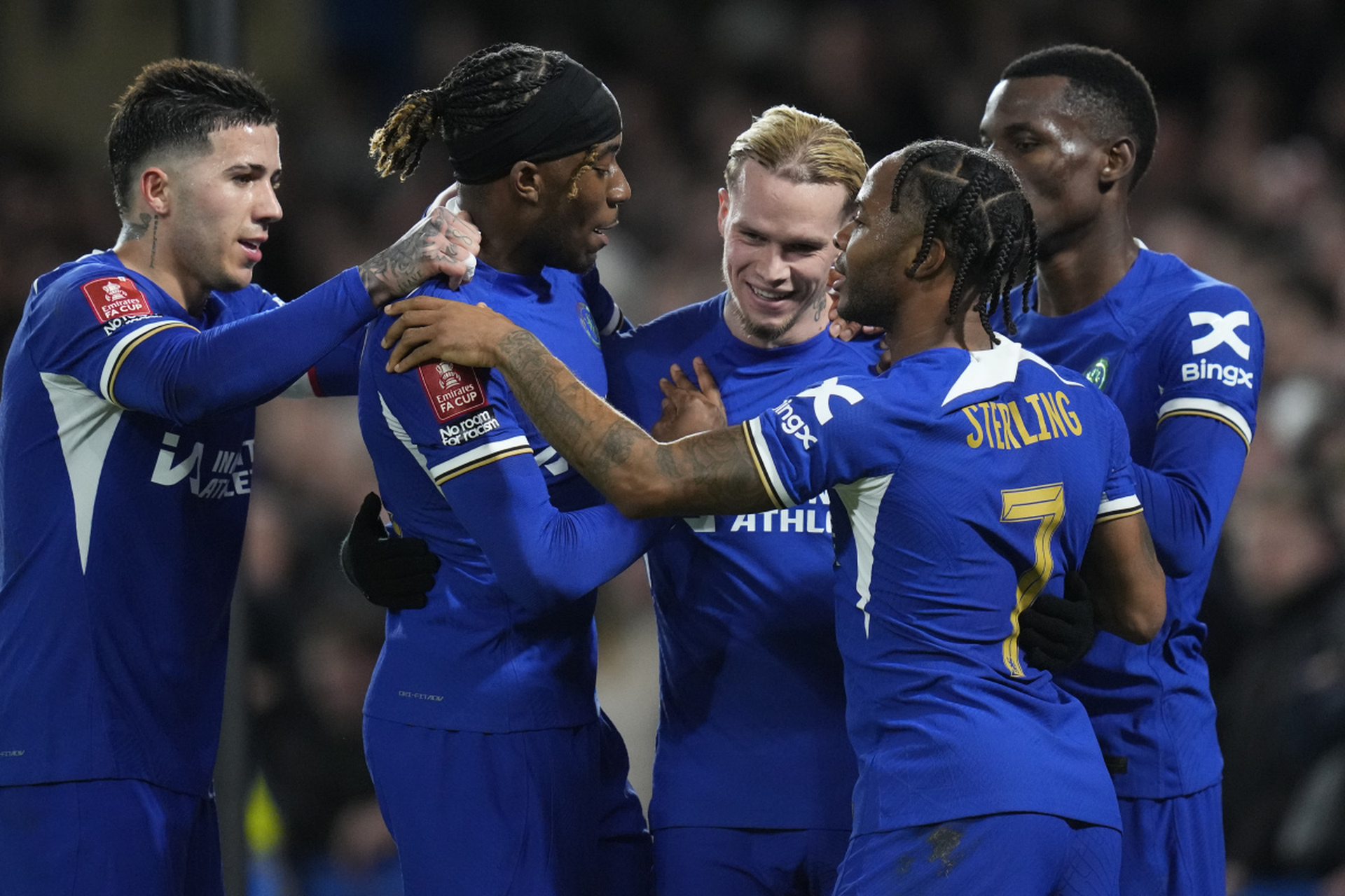 阿联酋队在友谊赛中表现不俗，球员技术丰富的简单介绍