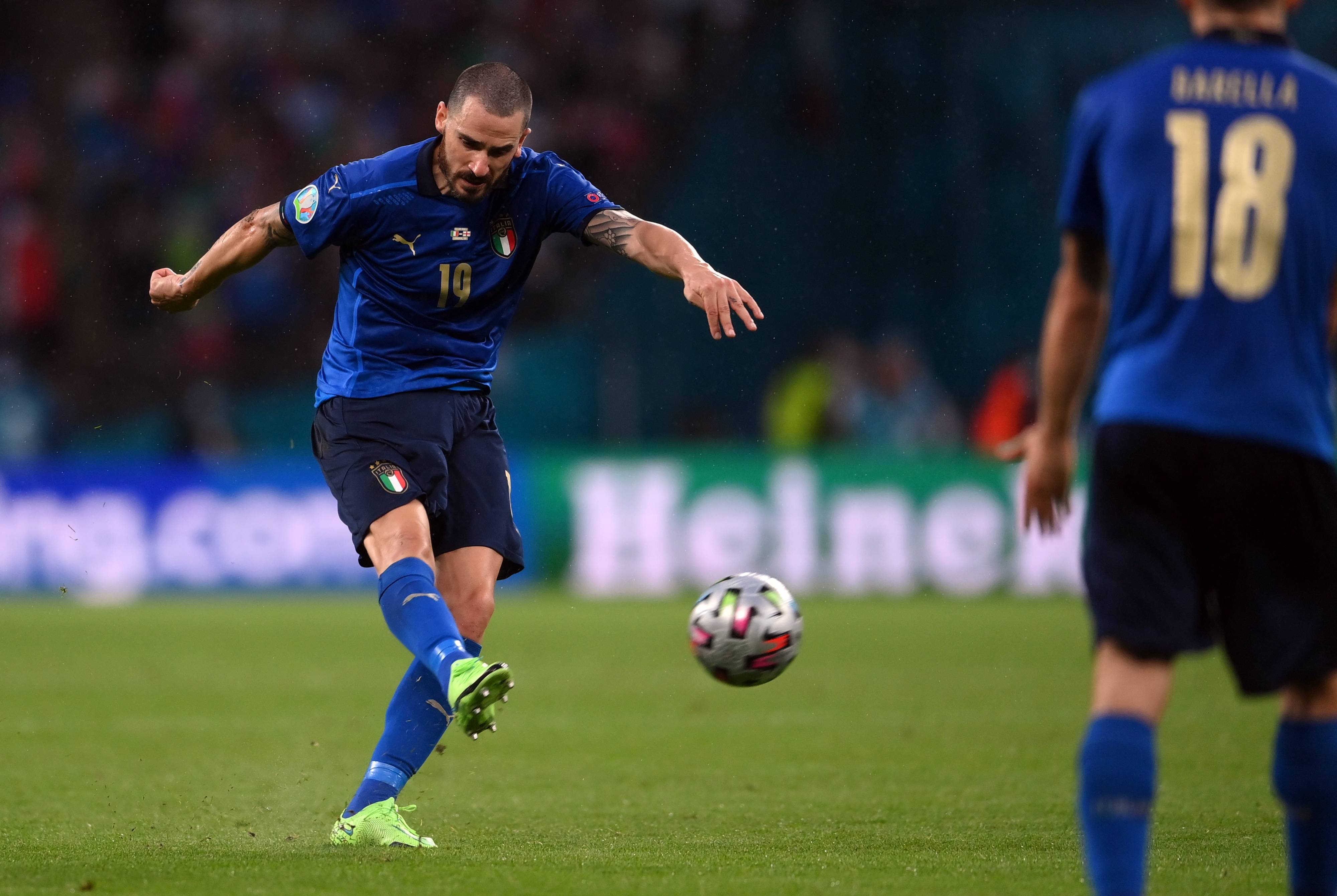 意大利国脚集结备战,备受球迷期待 意大利国脚集结备战,备受球迷期待