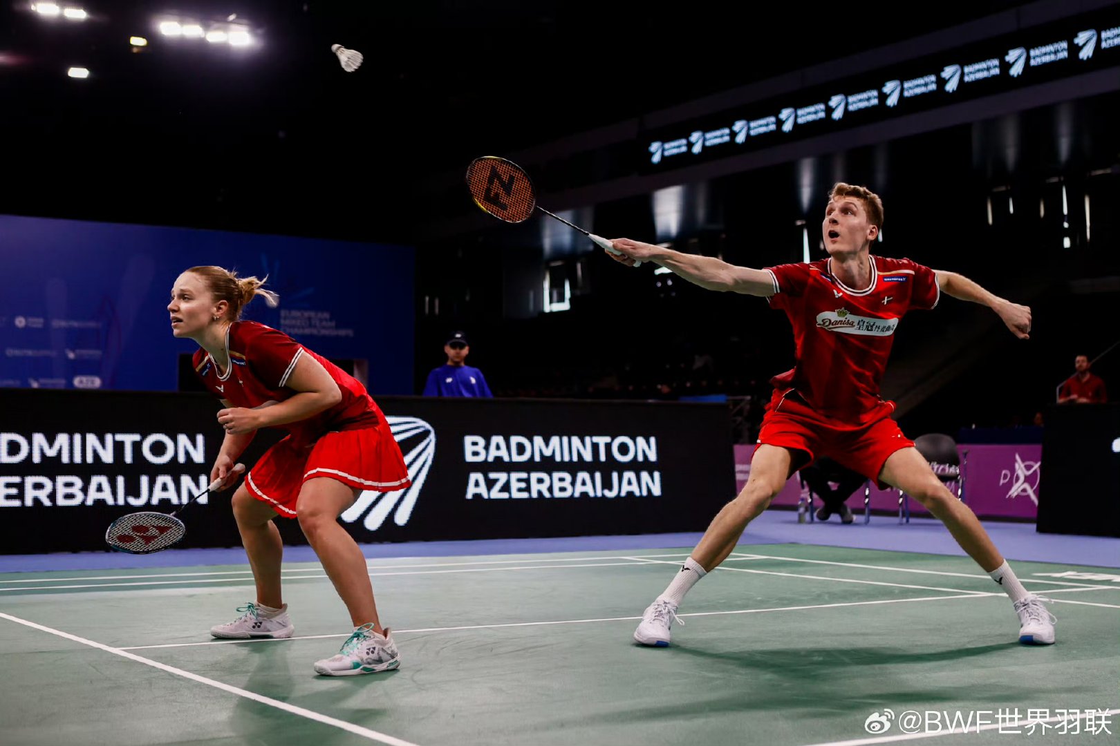 韩国羽毛球队逆转丹麦羽毛球队，辛杜惊艳世界