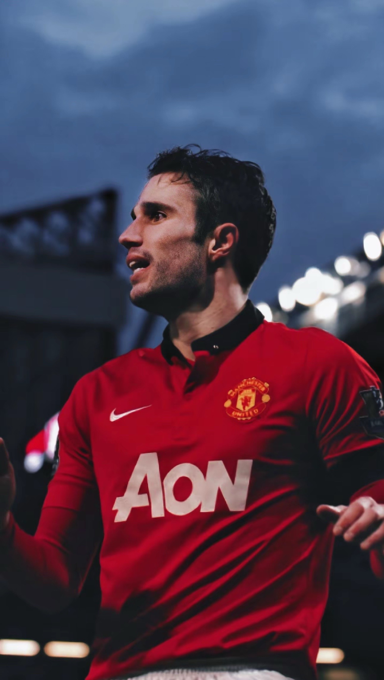 包含德国碾压多特蒙德，范佩西高光表现的词条