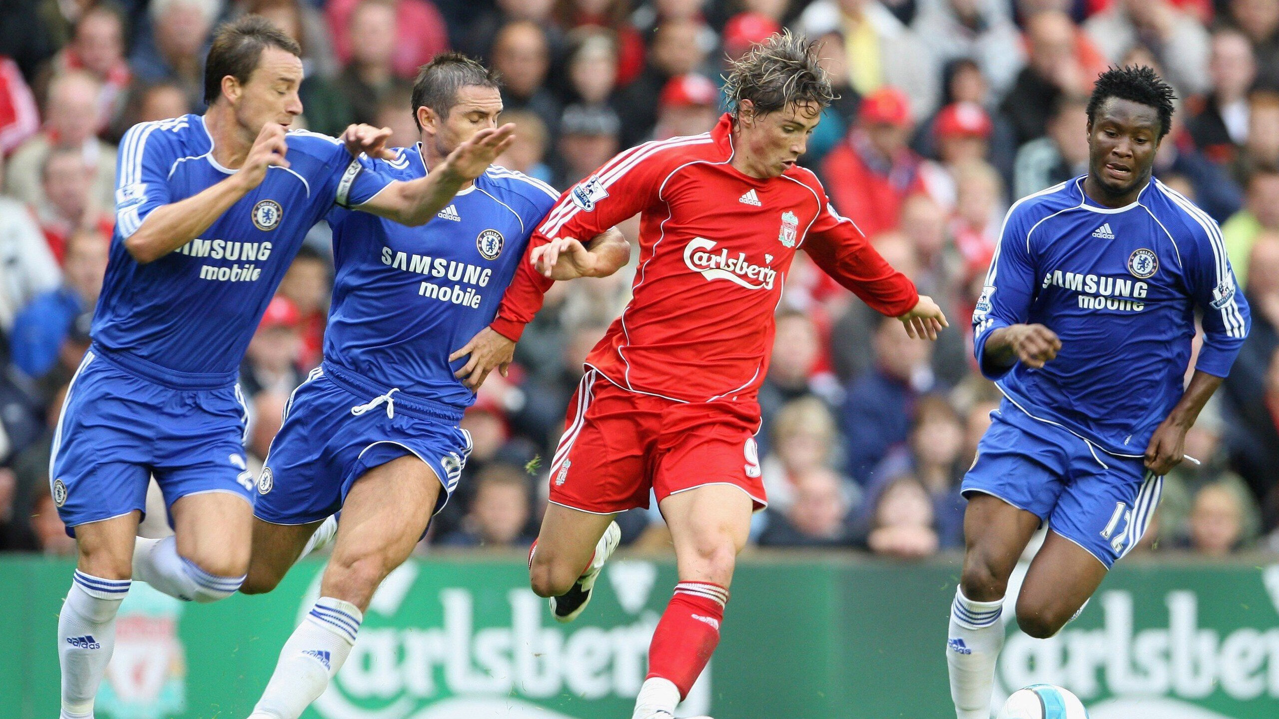 赛道与沙漠，当F1年度争冠焦点战在阿尔及利亚鏖战中国