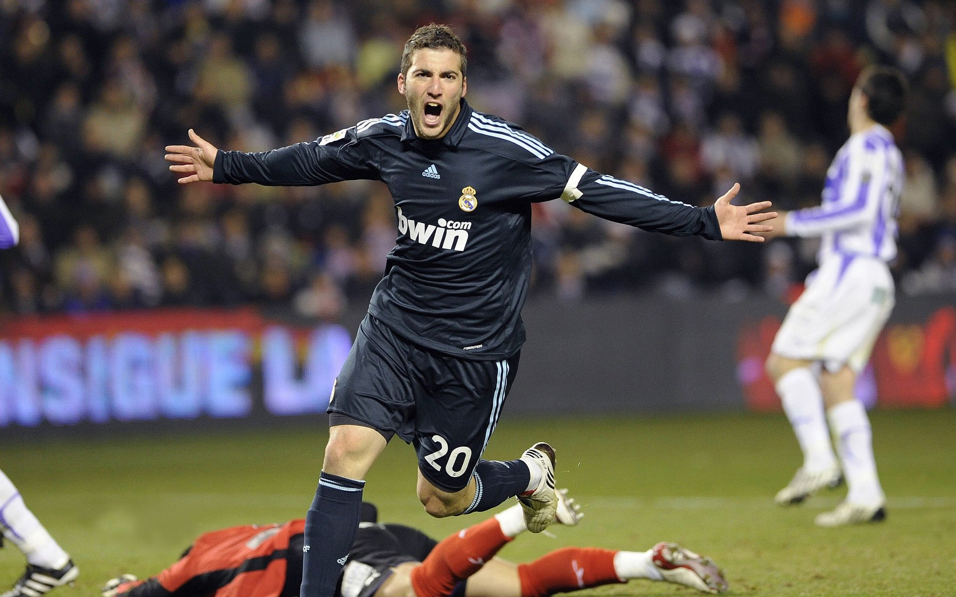 爵士收割老鹰,恩比德全场最佳无争议