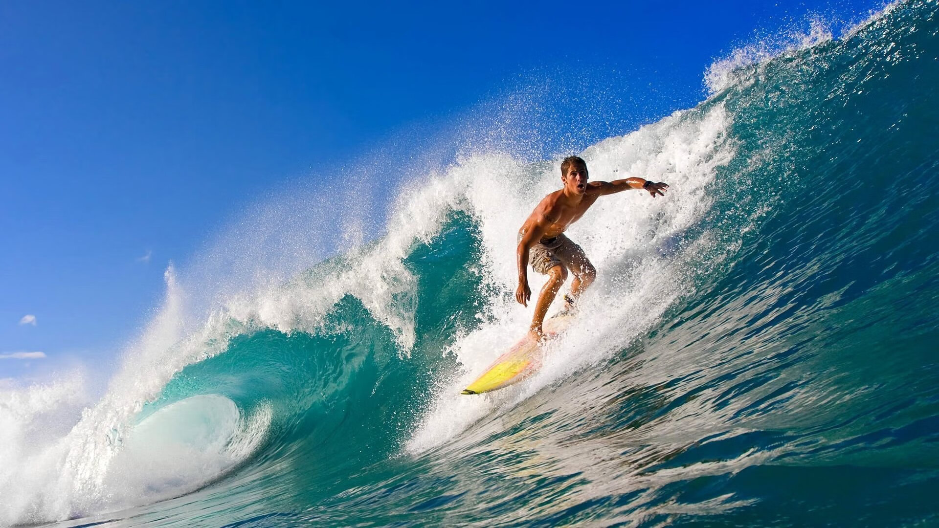 雷霆横扫猛龙，约基奇状态火热，双线并进的联盟新叙事